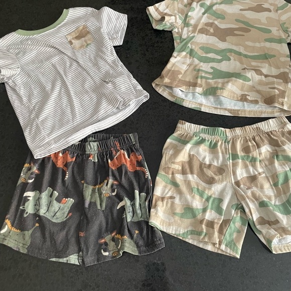 Carter's Green and Cream Pajama Set - Picture 1 of 5